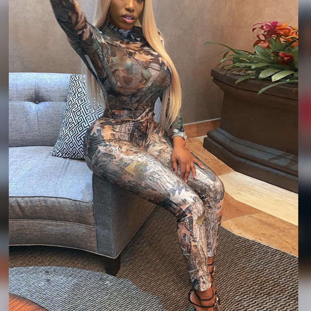 2 piece camouflage leggings set